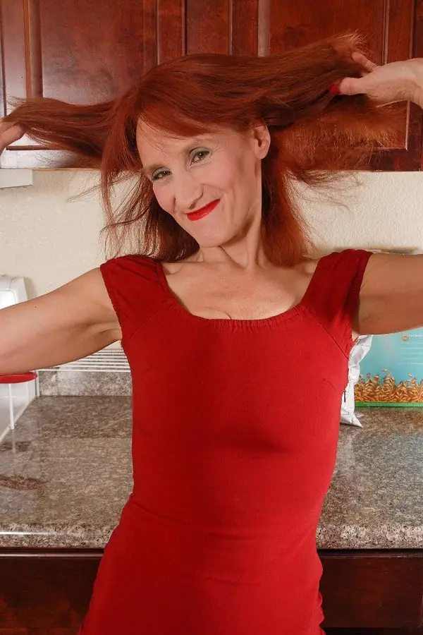 Sybille und 57 zusätzliche MILFs in Wuppertal
